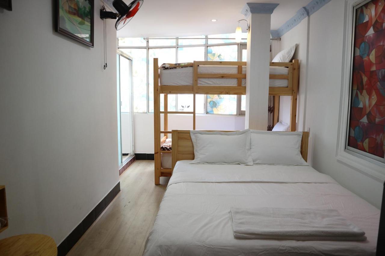 Loan Vo Hostel Хошимин Екстериор снимка
