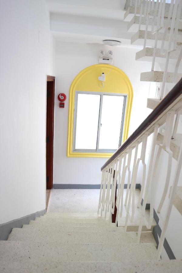 Loan Vo Hostel Хошимин Екстериор снимка