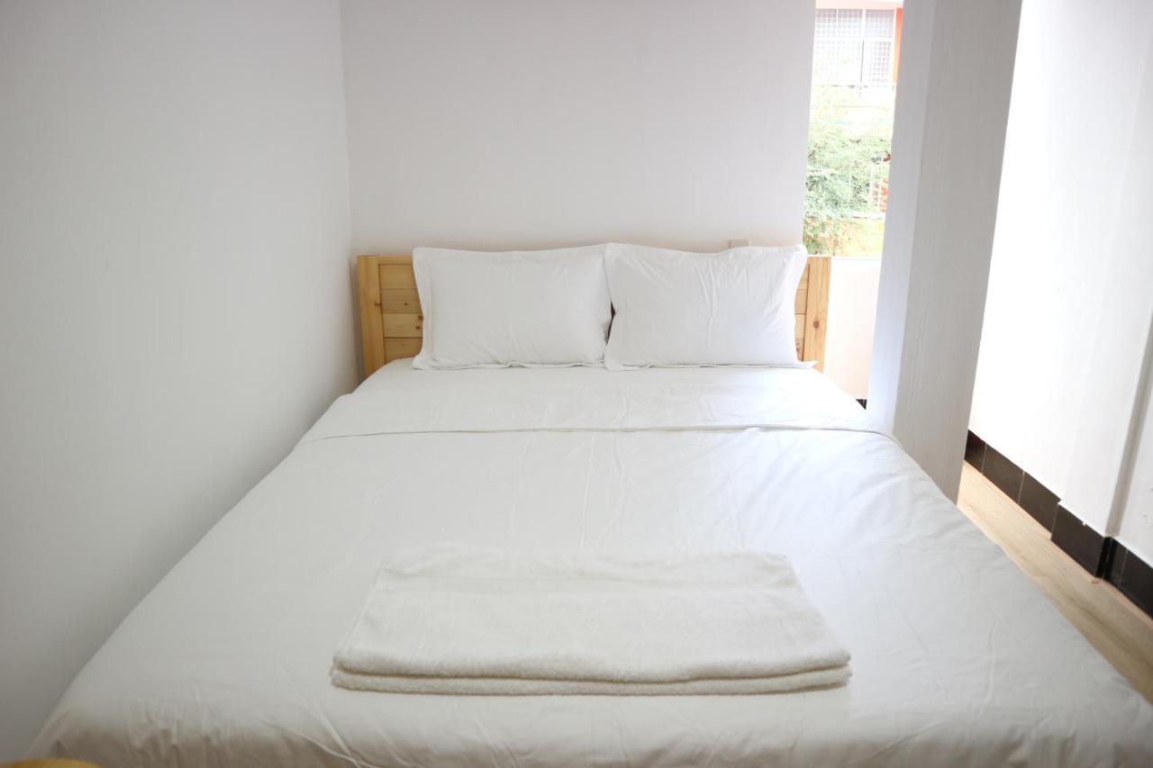 Loan Vo Hostel Хошимин Екстериор снимка