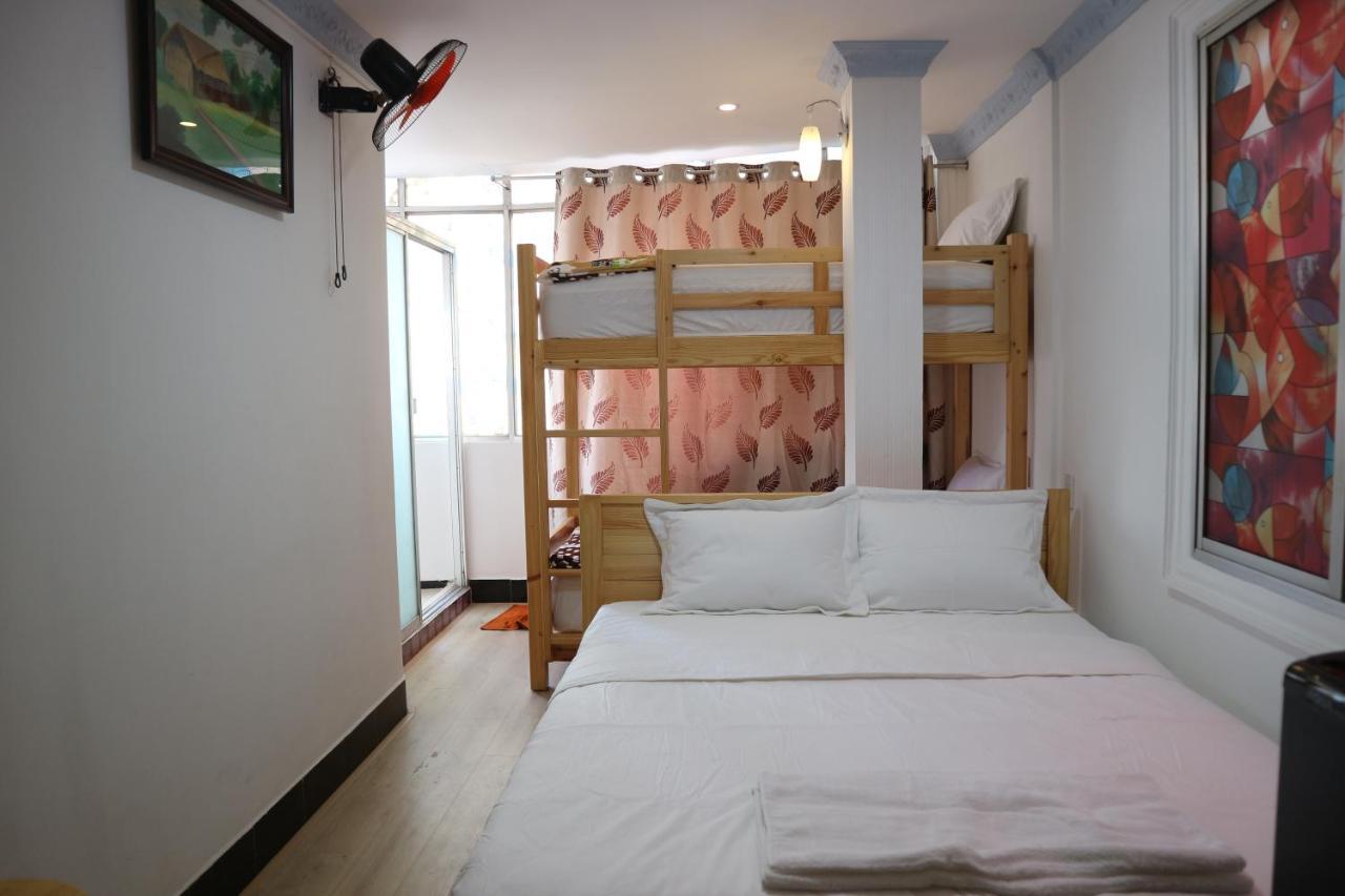 Loan Vo Hostel Хошимин Екстериор снимка