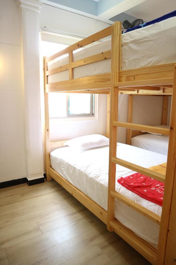 Loan Vo Hostel Хошимин Екстериор снимка